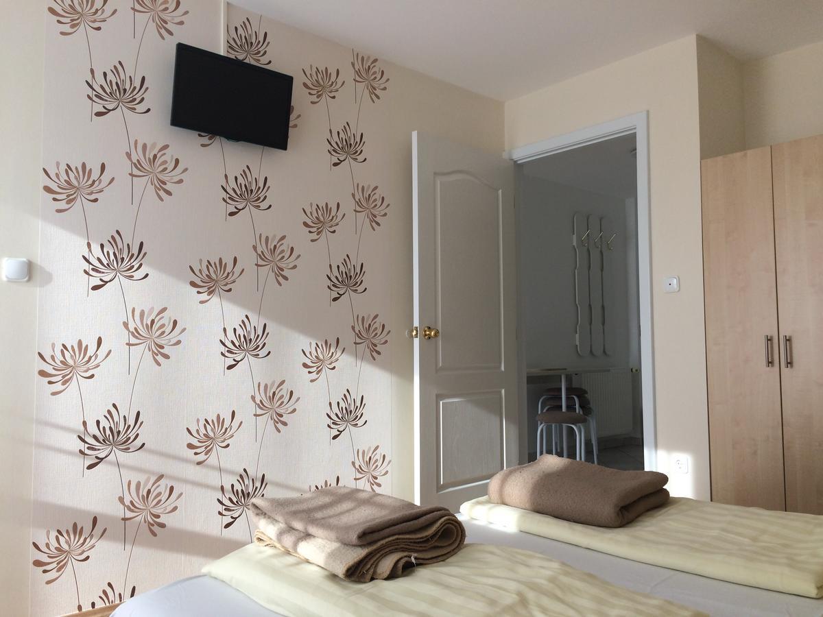 Szaloky Apartmanhaz Gyenesdiás Exterior foto