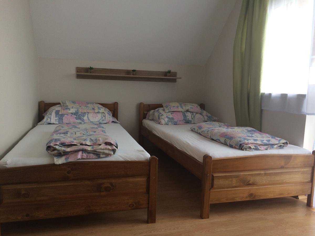 Szaloky Apartmanhaz Gyenesdiás Exterior foto
