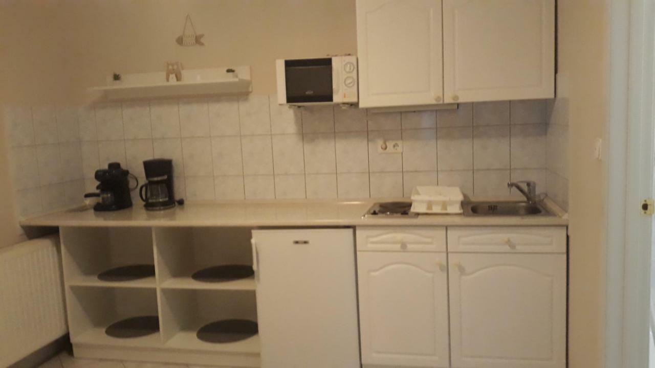 Szaloky Apartmanhaz Gyenesdiás Exterior foto