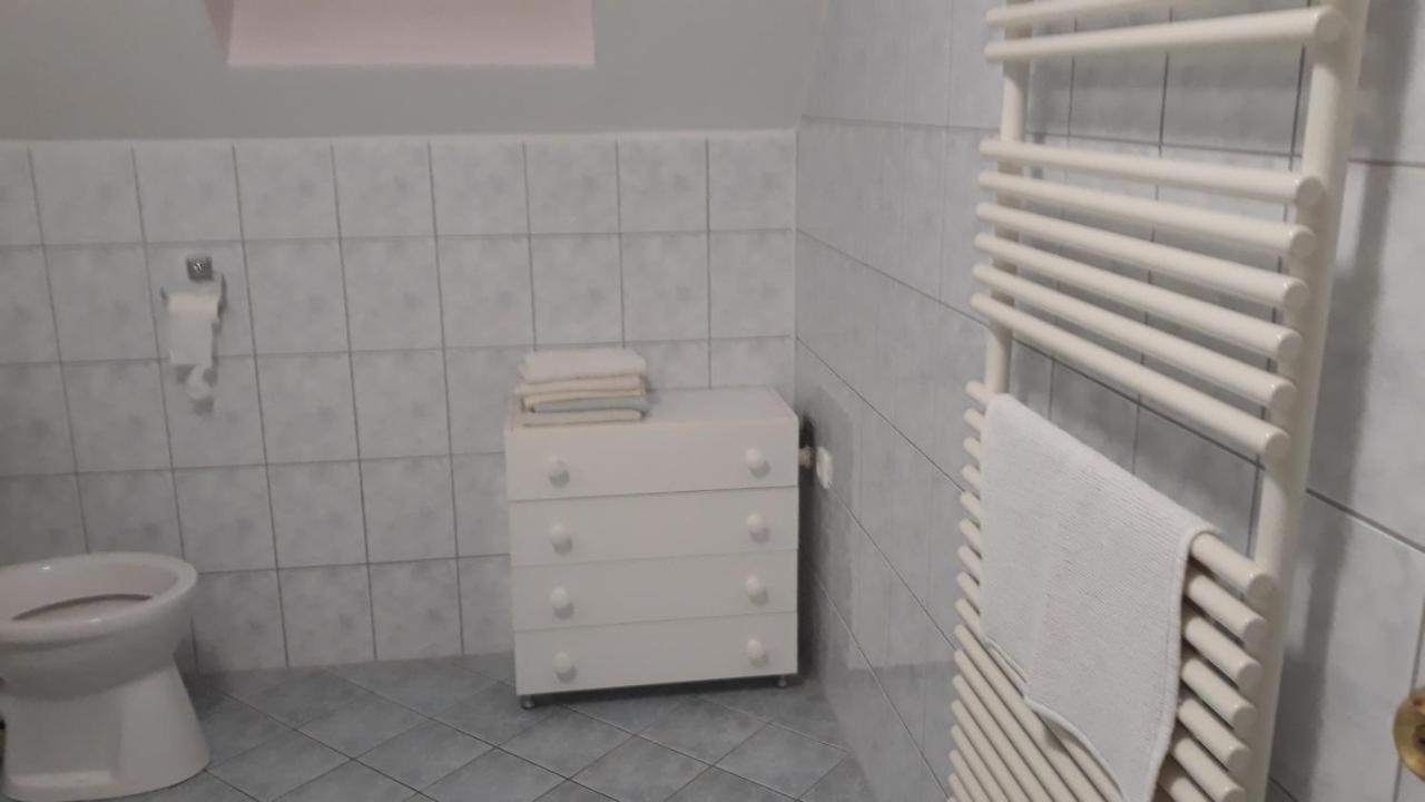 Szaloky Apartmanhaz Gyenesdiás Exterior foto