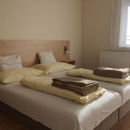 Szaloky Apartmanhaz Gyenesdiás Exterior foto